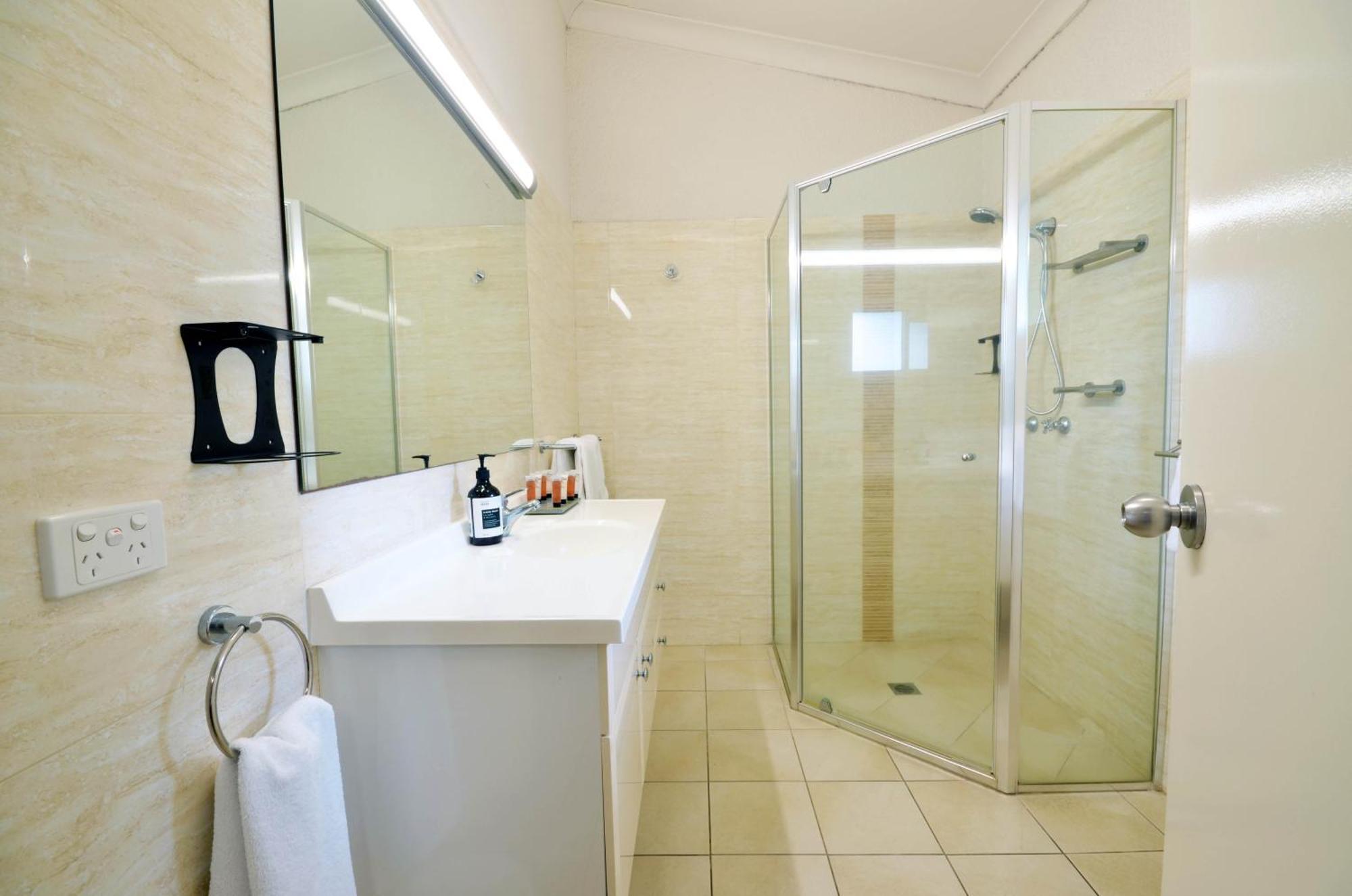 Boulevarde Motor Inn Уогга-Уогга Экстерьер фото